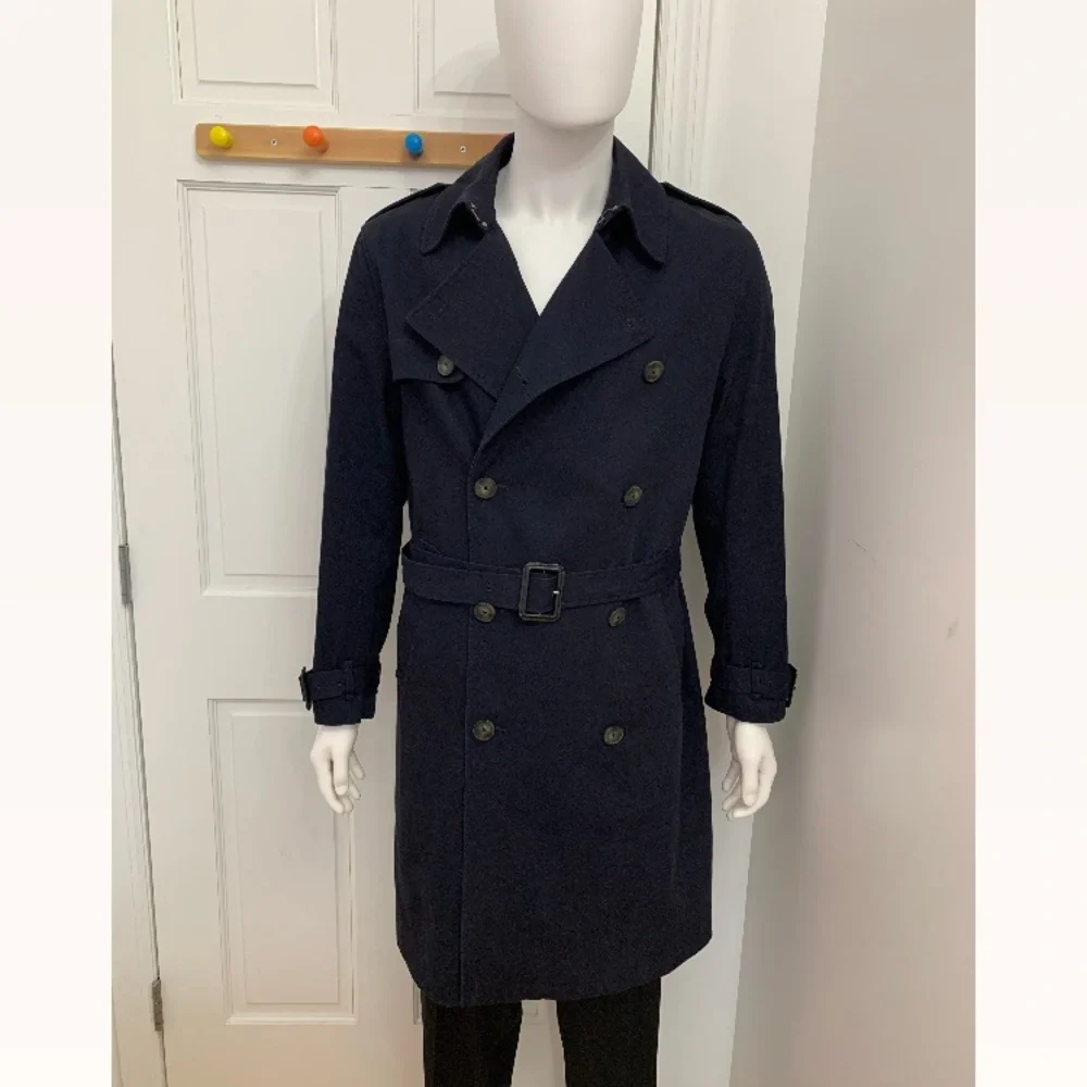 H&M Men’s Navy Trench Coat - Picture 3 of 6